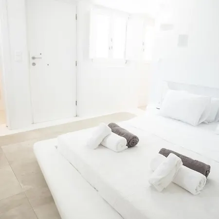 Elia Spirit And By Live&travel *