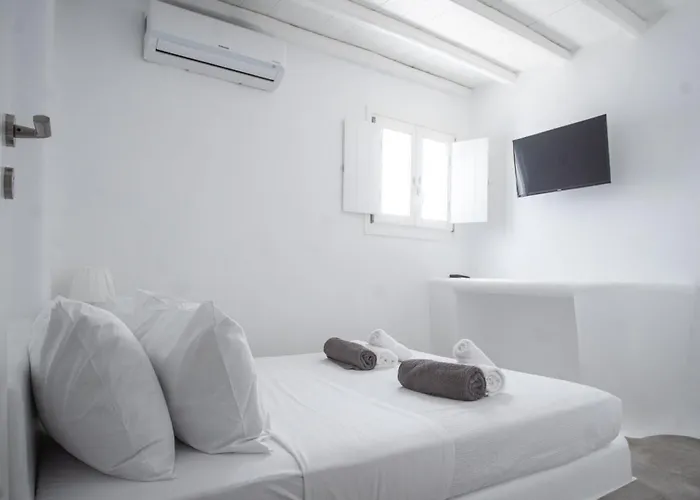 Elia Spirit And By Live&travel * Elia (Mykonos)