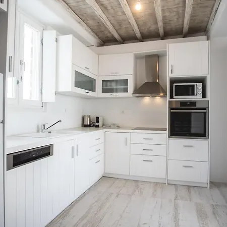 Elia Spirit And By Live&travel *