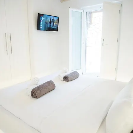 Elia Spirit And By Live&travel * Elia (Mykonos)